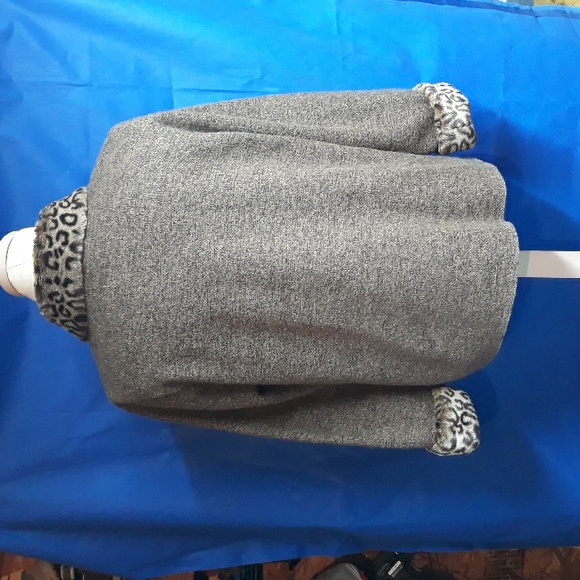 Leopard Faux fur Knit Jacket - Picture 3 of 5